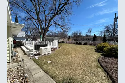 430 26th Avenue, East Moline, IL 61244 - Photo 5