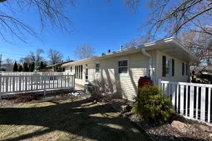 430 26th Ave, East Moline, IL 61244 - Photo 9