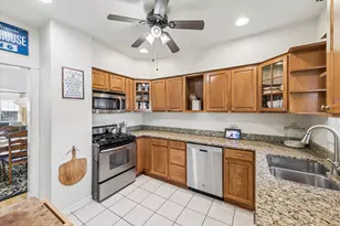 293 N Illinois St, Elmhurst, IL 60126 - Photo 5