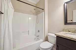 2235 Wickford Ln, Sycamore, IL 60178 - Photo 47