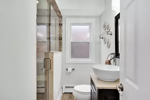 5537 W Melrose St, Chicago, IL 60641 - Photo 13