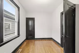 8418 S Essex Ave, Chicago, IL 60617 - Photo 23