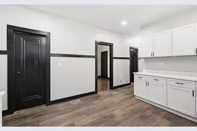 8418 S Essex Avenue, Chicago, IL 60617 - Photo 21