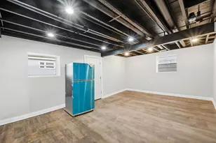 8418 S Essex Ave, Chicago, IL 60617 - Photo 29