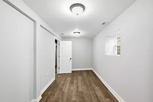 8418 S Essex Ave, Chicago, IL 60617 - Photo 39