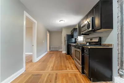3908 W Montrose Avenue #2R, Chicago, IL 60618 - Photo 3