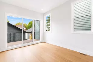 3644 W Cornelia Ave, Chicago, IL 60618 - Photo 9