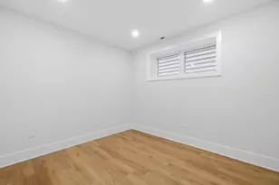 3644 W Cornelia Ave, Chicago, IL 60618 - Photo 11