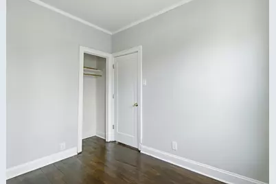 7243 S Wood Street, Chicago, IL 60636 - Photo 9