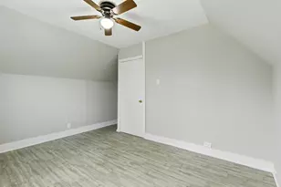 7243 S Wood St, Chicago, IL 60636 - Photo 15