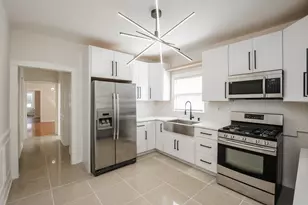 1940 Ridgeland Ave, Berwyn, IL 60402 - Photo 11