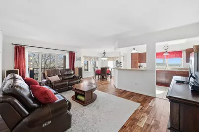 [Address not provided], Elk Grove Village, IL 60007 - Photo 3