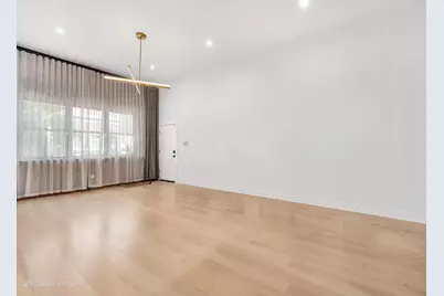 1803 W Huron Street #1, Chicago, IL 60622 - Photo 5