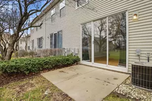 359 Glen Leven Ct, Schaumburg, IL 60194 - Photo 23
