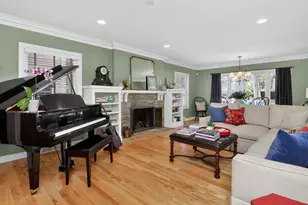 210 Woodward Ave, Geneva, IL 60134 - Photo 3