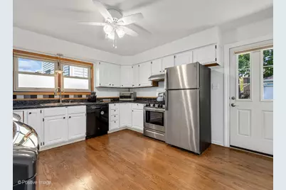 875 S York Street, Elmhurst, IL 60126 - Photo 11