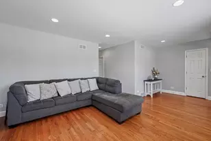 5949 School St, Berkeley, IL 60163 - Photo 5