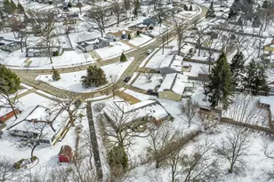 1129 N Cumberland Circle, McHenry, IL 60050 - Photo 41