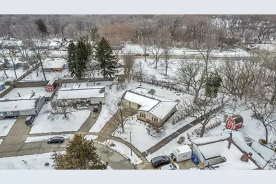 1129 N Cumberland Circle, McHenry, IL 60050 - Photo 37