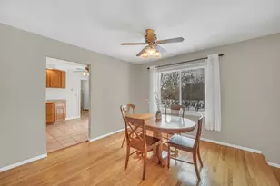 1129 N Cumberland Circle, McHenry, IL 60050 - Photo 9