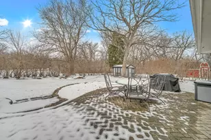 1129 N Cumberland Circle, McHenry, IL 60050 - Photo 29