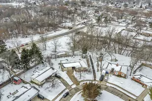 1129 N Cumberland Circle, McHenry, IL 60050 - Photo 35