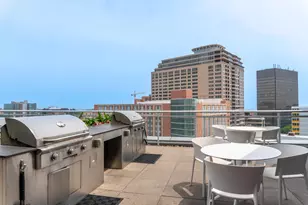 1590 Elmwood Ave, Evanston, IL 60201 - Photo 17