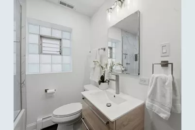 5021 W Berenice Avenue, Chicago, IL 60641 - Photo 17