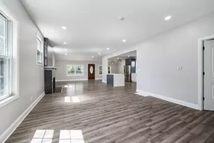 907 Glenwood Ave, Joliet, IL 60435 - Photo 13