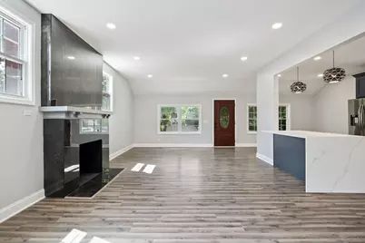 907 Glenwood Avenue, Joliet, IL 60435 - Photo 5