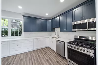 907 Glenwood Avenue, Joliet, IL 60435 - Photo 9