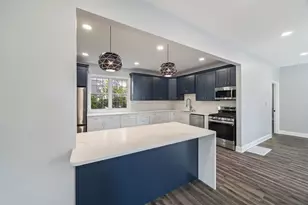 907 Glenwood Ave, Joliet, IL 60435 - Photo 11