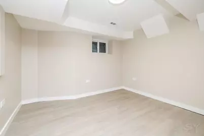 6129 N Ravenswood Avenue, Chicago, IL 60660 - Photo 13