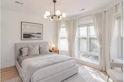 2256 N Sawyer Avenue #2, Chicago, IL 60647 - Photo 5