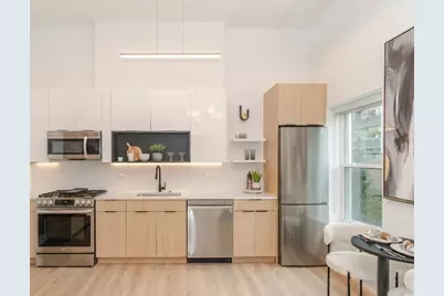 2256 N Sawyer Avenue #2, Chicago, IL 60647 - Photo 3