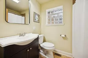 6530 N Oliphant Ave, Chicago, IL 60631 - Photo 9