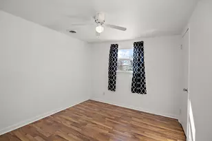 42 Hanson Dr, Bourbonnais, IL 60914 - Photo 11