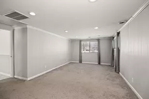 42 Hanson Dr, Bourbonnais, IL 60914 - Photo 7