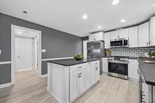 806 Walnut St, Batavia, IL 60510 - Photo 11