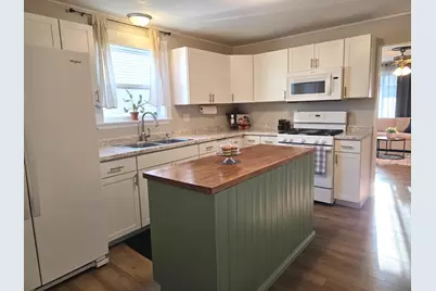 174 N Elm Street, Herscher, IL 60941 - Photo 5