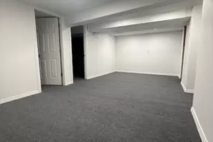 138 W Janice Ln, Addison, IL 60101 - Photo 13