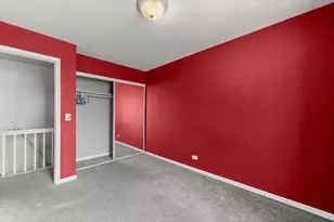 7945 S Phillips Ave, Chicago, IL 60617 - Photo 11