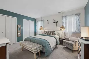 462 S President St, Carol Stream, IL 60188 - Photo 11