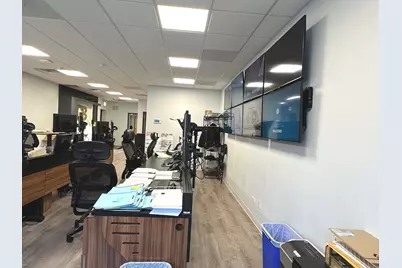 2445 W 71st Street, Chicago, IL 60629 - Photo 7