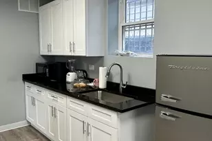 2445 W 71st St, Chicago, IL 60629 - Photo 17