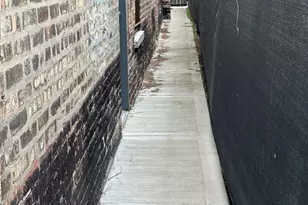 2445 W 71st St, Chicago, IL 60629 - Photo 39