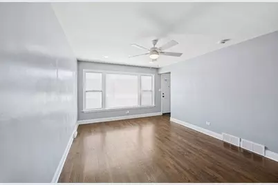 8948 S Vincennes Avenue, Chicago, IL 60620 - Photo 5