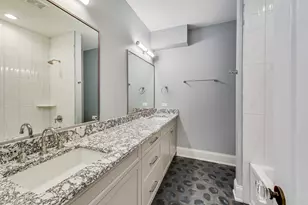 [Address not provided], Naperville, IL 60540 - Photo 15