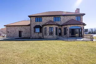 2658 E Royal Ridge Dr, Crete, IL 60417 - Photo 61