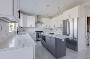 2658 E Royal Ridge Dr, Crete, IL 60417 - Photo 13